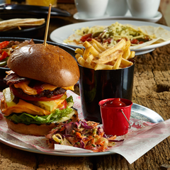 Genware Round Aluminium Coupe Tray 12inch