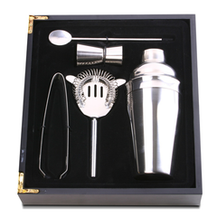 Manhattan Nights Cocktail Gift Set