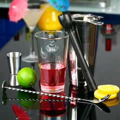Boston Cocktail Shaker Set with Jigger Measure